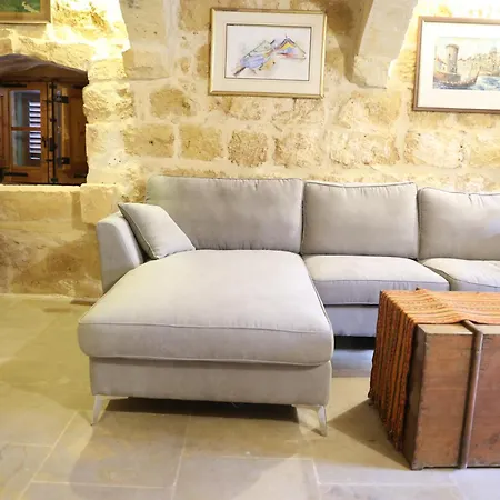 Rustic Xaghra Farmhouse With Pool, Garden & Bbq Σπίτι διακοπών *