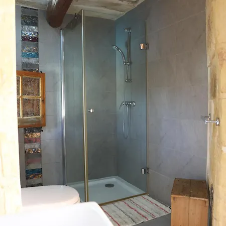 Rustic Xaghra Farmhouse With Pool, Garden & Bbq Xagħra