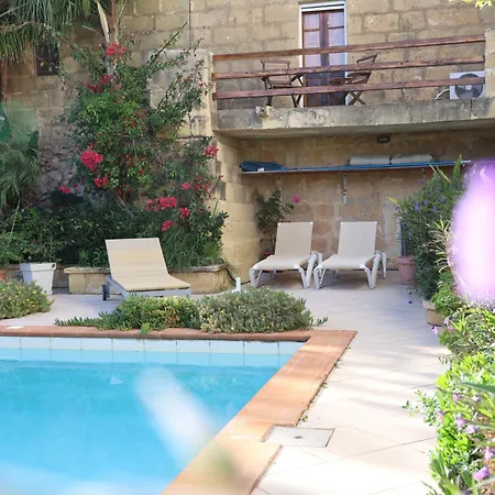 Rustic Xaghra Farmhouse With Pool, Garden & Bbq Σπίτι διακοπών
