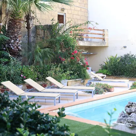 Σπίτι διακοπών Rustic Xaghra Farmhouse With Pool, Garden & Bbq Xagħra