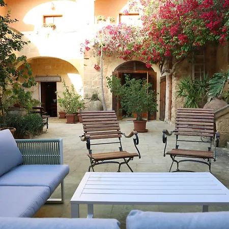 Σπίτι διακοπών Rustic Xaghra Farmhouse With Pool, Garden & Bbq Xagħra