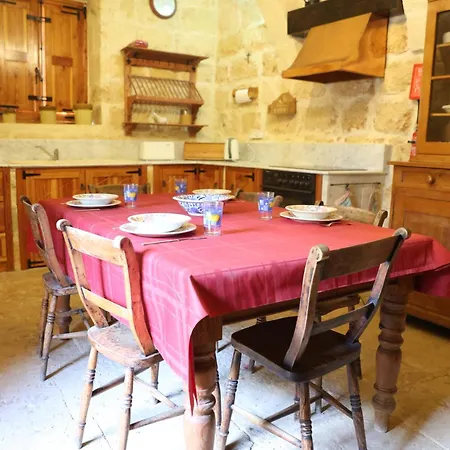 Rustic Xaghra Farmhouse With Pool, Garden & Bbq * Xagħra