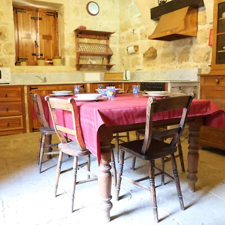 Rustic Xaghra Farmhouse With Pool, Garden & Bbq Σπίτι διακοπών Xagħra