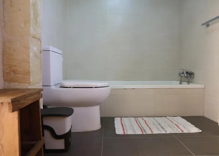 Nyaraló Charming With Pool, Garden & Spacious, Gozo By 360 Estates *