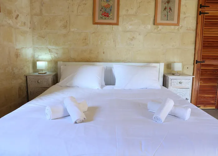 Charming With Pool, Garden & Spacious, Gozo By 360 Estates Nyaraló