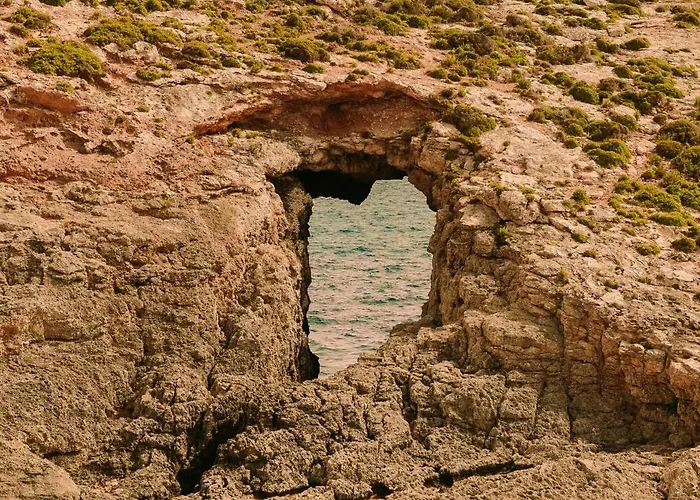 Nyaraló Charming With Pool, Garden & Spacious, Gozo By 360 Estates Xagħra